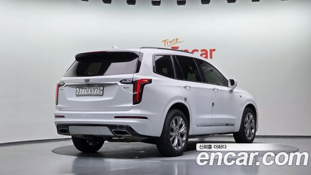 Cadillac XT6 3.6 Sport — пробег 99 663 км — фото 2 из 5
