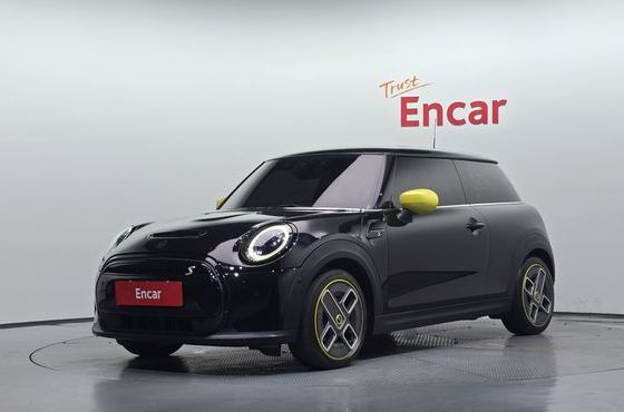 Mini Cooper SE Electric 3rd — пробег 57 169 км — фото 1 из 5
