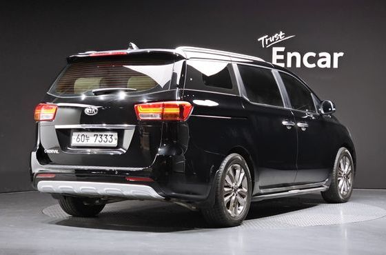 Kia Carnival 9-seater Prestige — пробег 167 799 км — фото 2 из 5