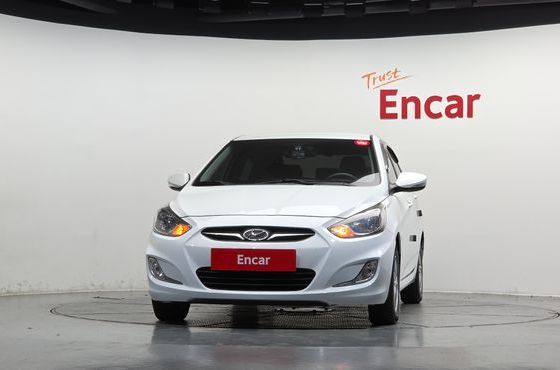 Hyundai Accent 1.4 VVT Premier — пробег 103 133 км — фото 3 из 5