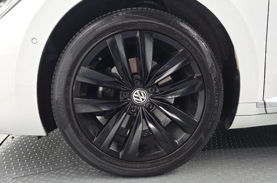 Volkswagen Arteon 2.0 TDI Prestige — пробег 168 108 км — фото 5 из 5