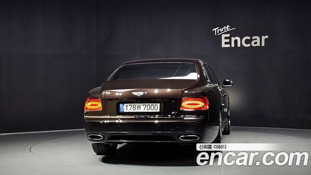 Bentley Flying Spur из Кореи Encar