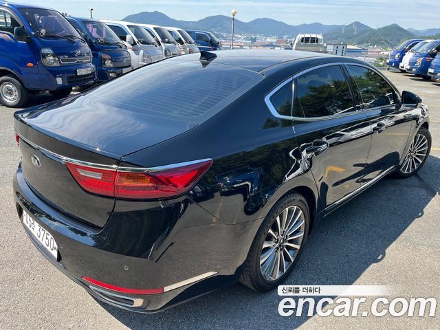Kia K7 из Кореи Encar