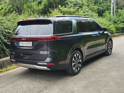 Kia Carnival Diesel 9-Seater Signature — пробег 95 000 км — фото 2 из 5
