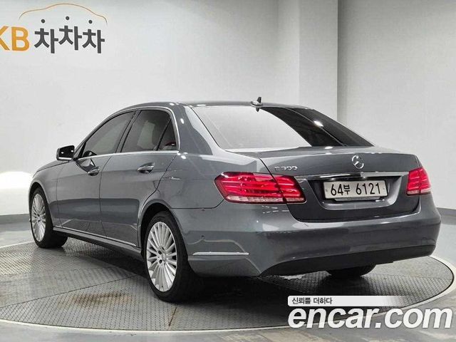 Mercedes-Benz E-Class E300 Elegance — пробег 230 822 км — фото 2 из 5