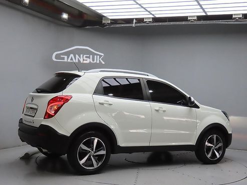 Ssangyong KORANDO 2.2 RX 2WD High DLX — пробег 73 150 км — фото 4 из 5