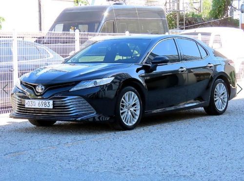 Toyota Camry 2.5 XLE Hybrid — пробег 90 920 км — фото 2 из 5