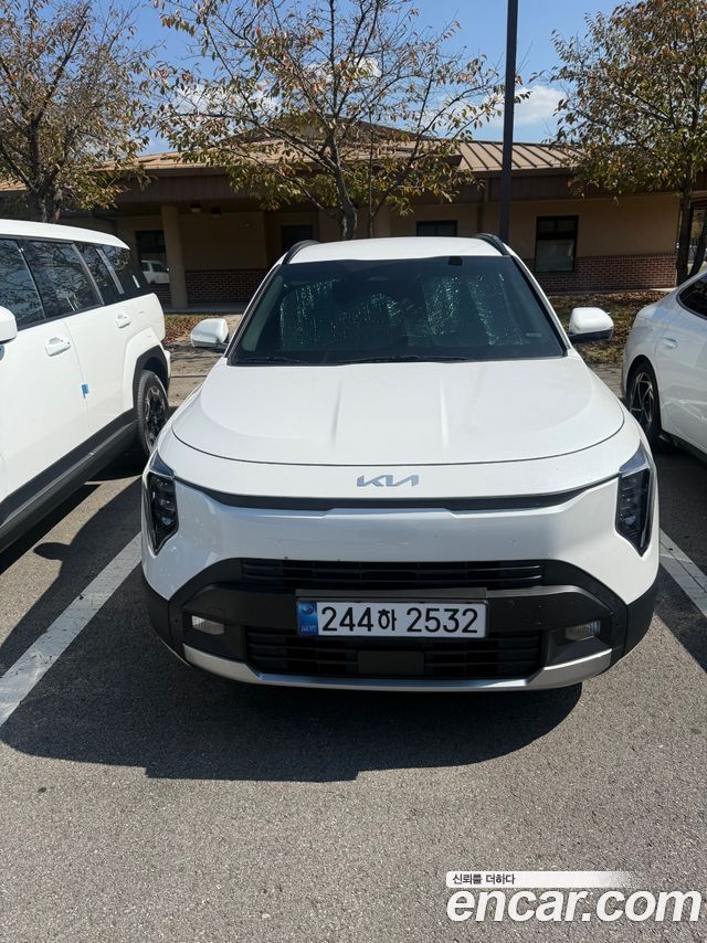 Kia Niro Prestige — пробег 2 500 км — фото 1 из 5