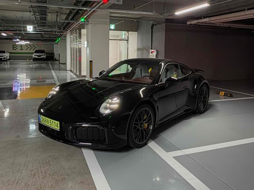 Porsche 911 Turbo S — пробег 24 км — фото 2 из 5