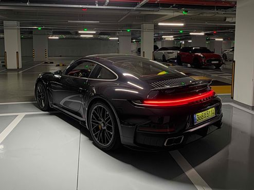 Porsche 911 Turbo S — пробег 24 км — фото 5 из 5