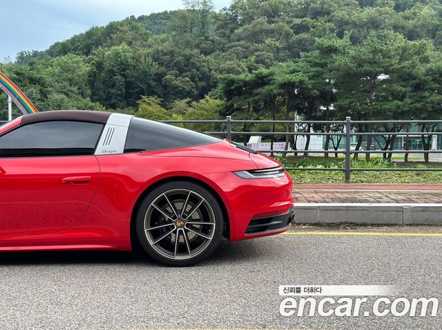 Porsche 911 Targa 4 — пробег 13 400 км — фото 5 из 5