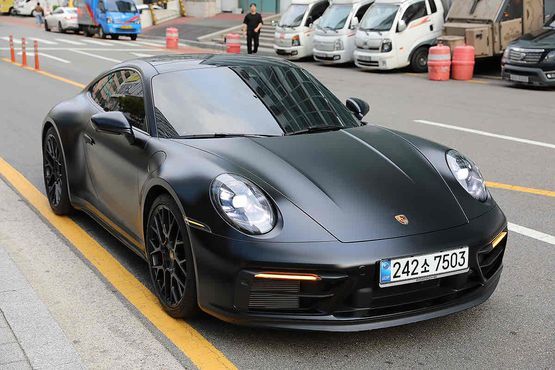 Porsche 911 Carrera GTS — пробег 5 141 км — фото 1 из 5