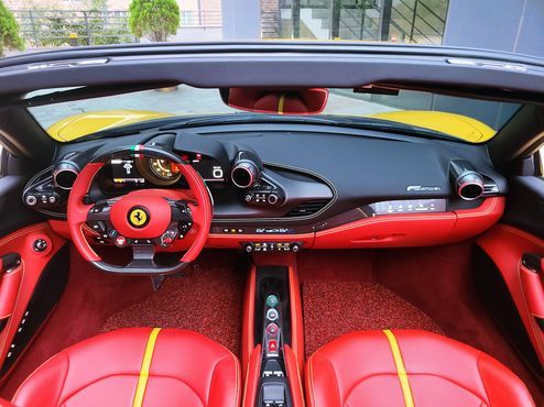 Ferrari F8 3.9 V8 — пробег 2 135 км — фото 5 из 5