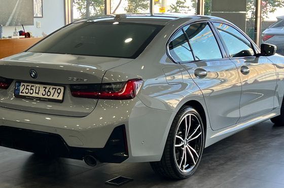 BMW 3-Series 330e M Sport — пробег 46 232 км — фото 2 из 5