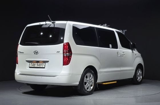 Hyundai Starex Wagon 12-Seater Smart — пробег 108 257 км — фото 2 из 5