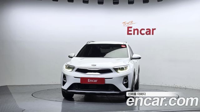 Kia Stonic 1.4 Prestige — пробег 44 970 км — фото 3 из 5