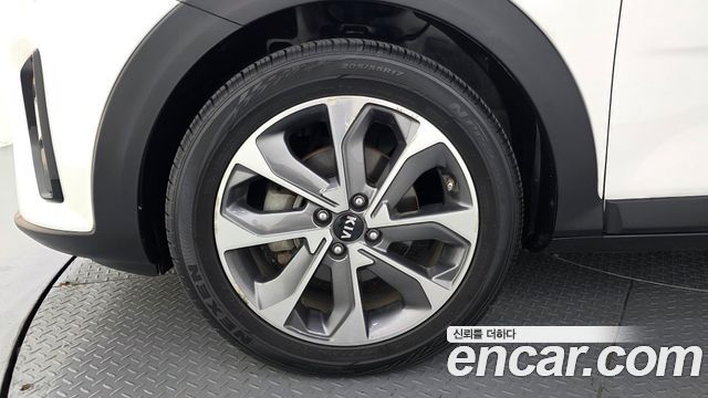 Kia Stonic 1.4 Prestige — пробег 44 970 км — фото 5 из 5