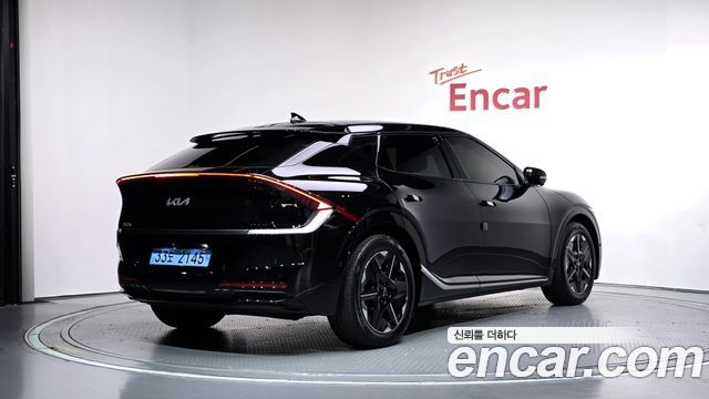 Kia EV6 из Кореи Encar