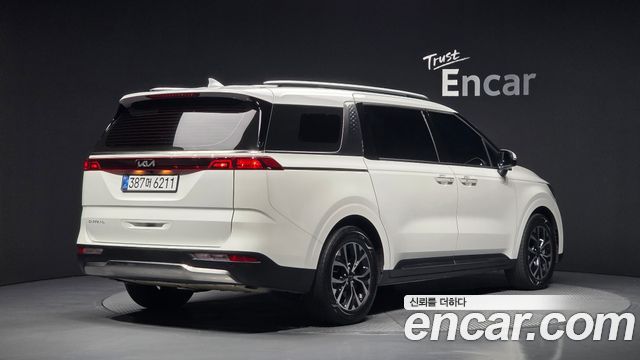 Kia Carnival из Кореи Encar