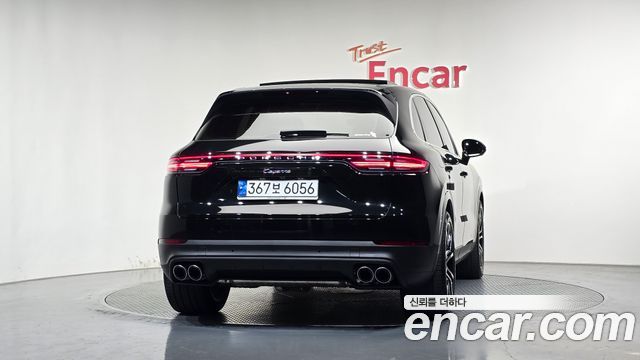 Porsche Cayenne 3.0 — пробег 6 652 км — фото 4 из 5
