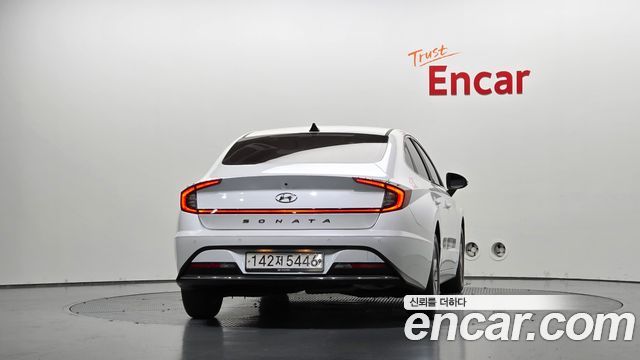 Hyundai Sonata 2.0 Premium — пробег 23 934 км — фото 4 из 5
