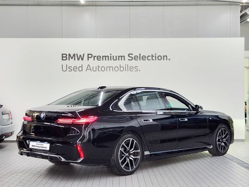 BMW i7 eDrive 50 M Sport — пробег 22 600 км — фото 2 из 5