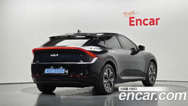 Kia EV6 из Кореи Encar