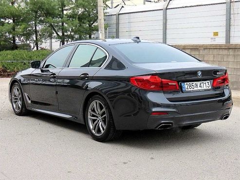 BMW 5-Series 520i M Sport — пробег 93 845 км — фото 2 из 5