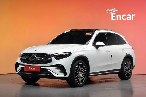 Mercedes-Benz GLC-Class GLC300 4MATIC AMG Line — пробег 15 186 км — фото 1 из 5