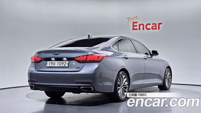 Hyundai Genesis из Кореи Encar