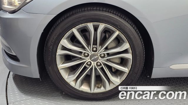 Hyundai Genesis из Кореи Encar