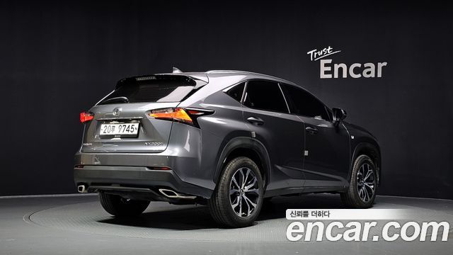 Lexus NX из Кореи Encar