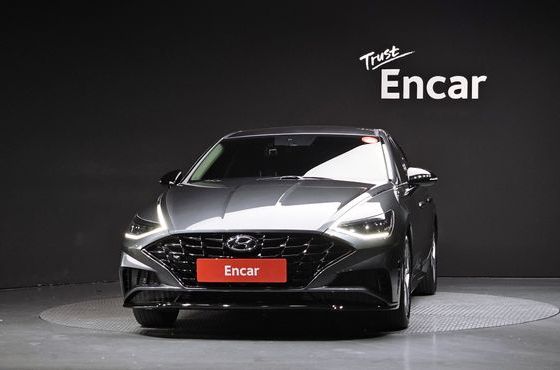 Hyundai Sonata 2.0 Premium Plus — пробег 57 034 км — фото 3 из 5