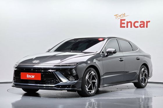 Hyundai Sonata Inspiration — пробег 8 038 км — фото 1 из 5