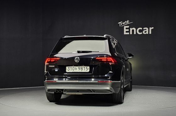 Volkswagen Tiguan 2.0 TDI Prestige — пробег 89 965 км — фото 4 из 5