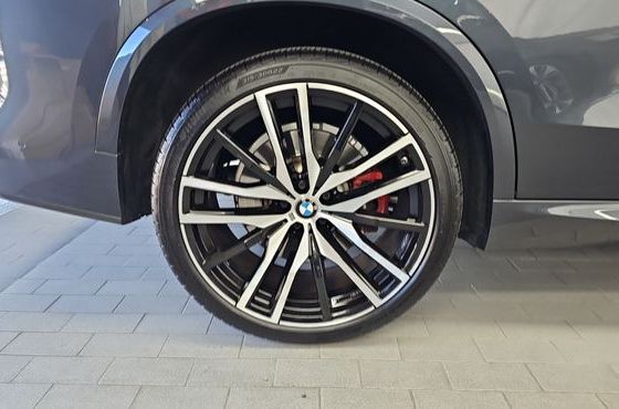 BMW X5 M50i — пробег 103 429 км — фото 5 из 5