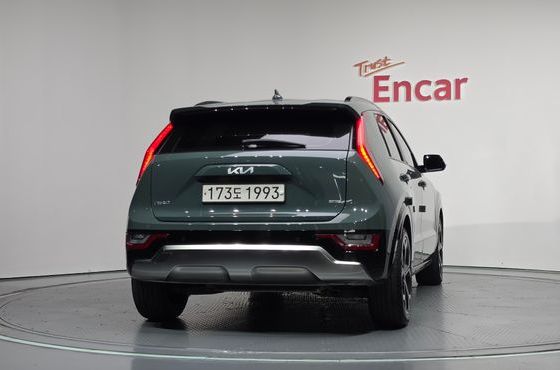 Kia Niro Signature — пробег 76 911 км — фото 4 из 5