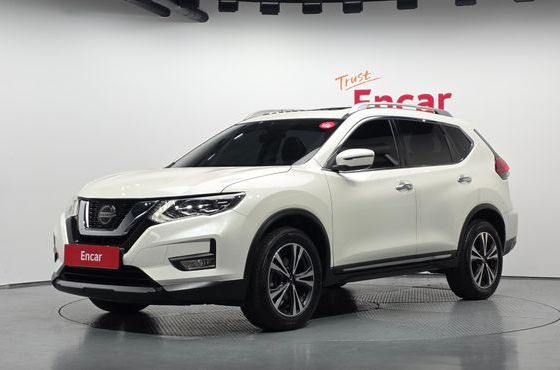 Nissan X-Trail 2.5 4WD — пробег 118 233 км — фото 1 из 5