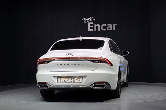 Hyundai Grandeur Premium — пробег 139 515 км — фото 4 из 5
