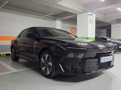 Hyundai AVANTE 2.0 Inspiration — пробег 440 км — фото 1 из 5