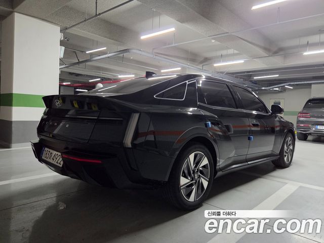 Hyundai AVANTE 2.0 Inspiration — пробег 440 км — фото 2 из 5
