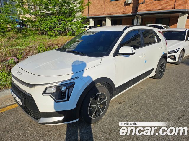 Kia Niro Prestige — пробег 22 000 км — фото 5 из 5