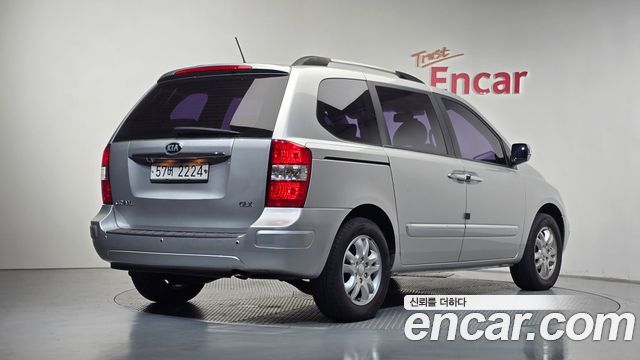 Kia Carnival из Кореи Encar