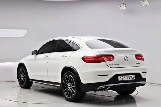 Mercedes-Benz GLC-Class GLC220 d 4MATIC Premium Coupe — пробег 118 985 км — фото 2 из 5