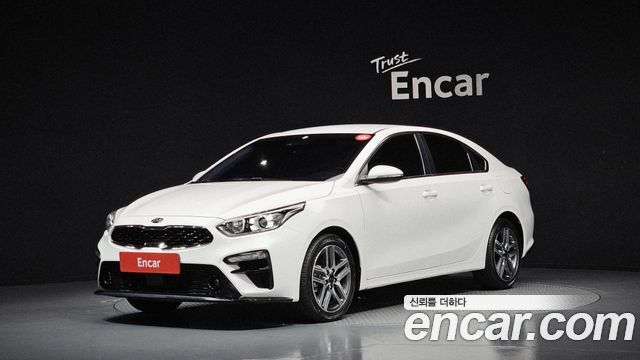 Kia K3 Luxury — пробег 60 643 км — фото 1 из 5