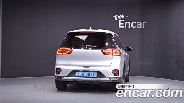 Kia Niro Air — пробег 85 680 км — фото 4 из 5