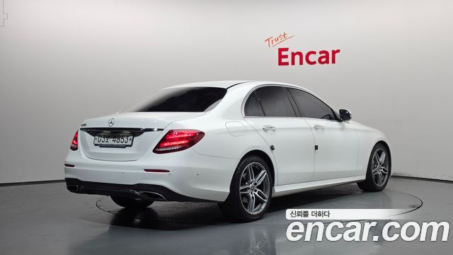 Mercedes-Benz E-Class из Кореи Encar
