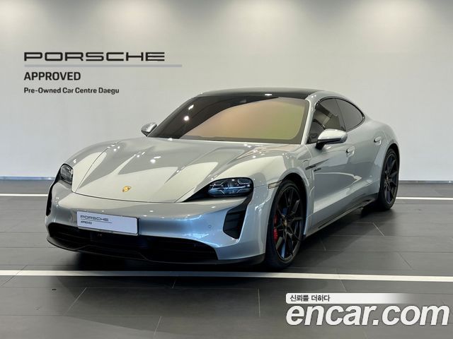 Porsche Taycan GTS — пробег 36 650 км — фото 1 из 5
