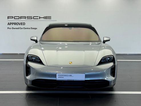 Porsche Taycan GTS — пробег 36 650 км — фото 2 из 5
