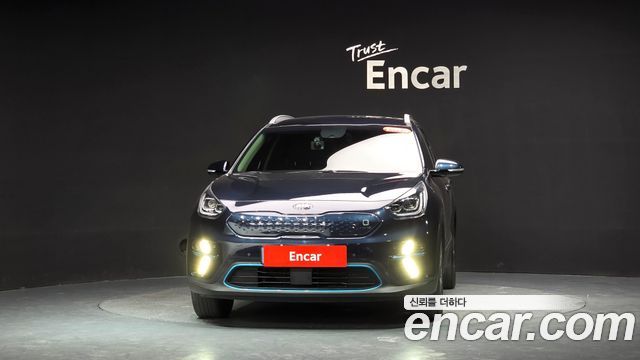 Kia Niro Noblesse — пробег 82 854 км — фото 3 из 5